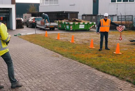 zet veiligheid op de agenda werkzaamheden;